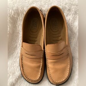 Women’s Light Brown Faded Glory Leather Loafers.  Gently worn